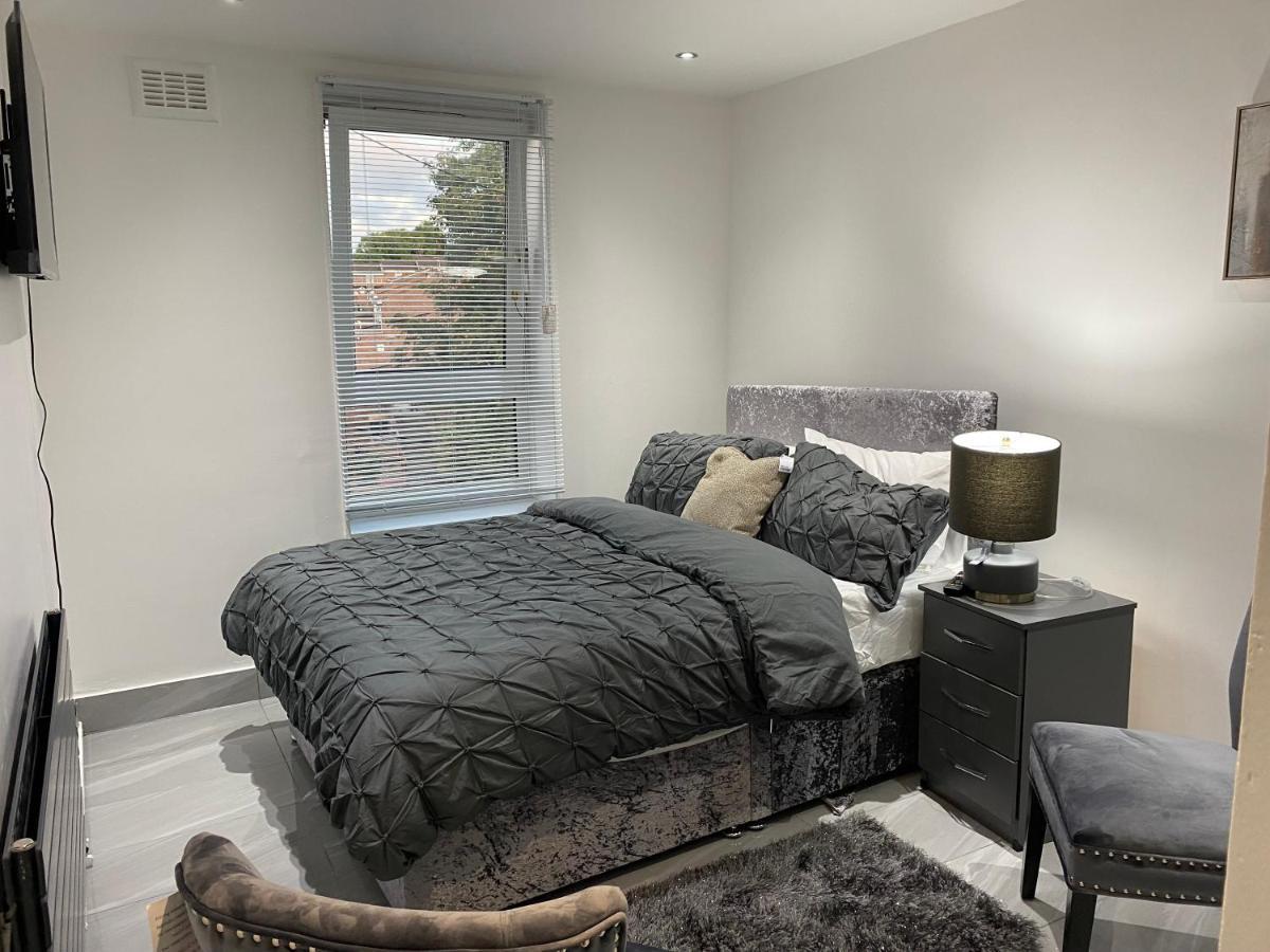Luxurious 2-Bed Apartment In Woolwich لندن المظهر الخارجي الصورة