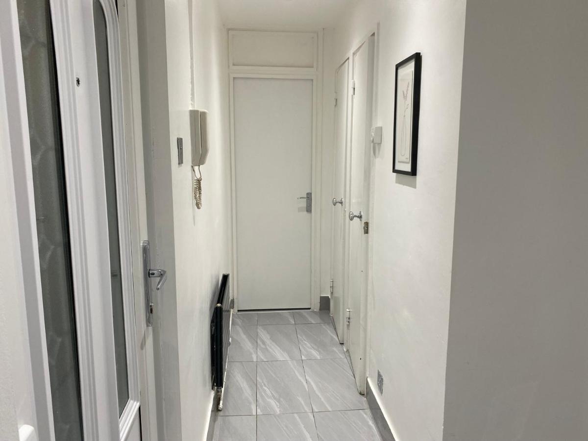 Luxurious 2-Bed Apartment In Woolwich لندن المظهر الخارجي الصورة