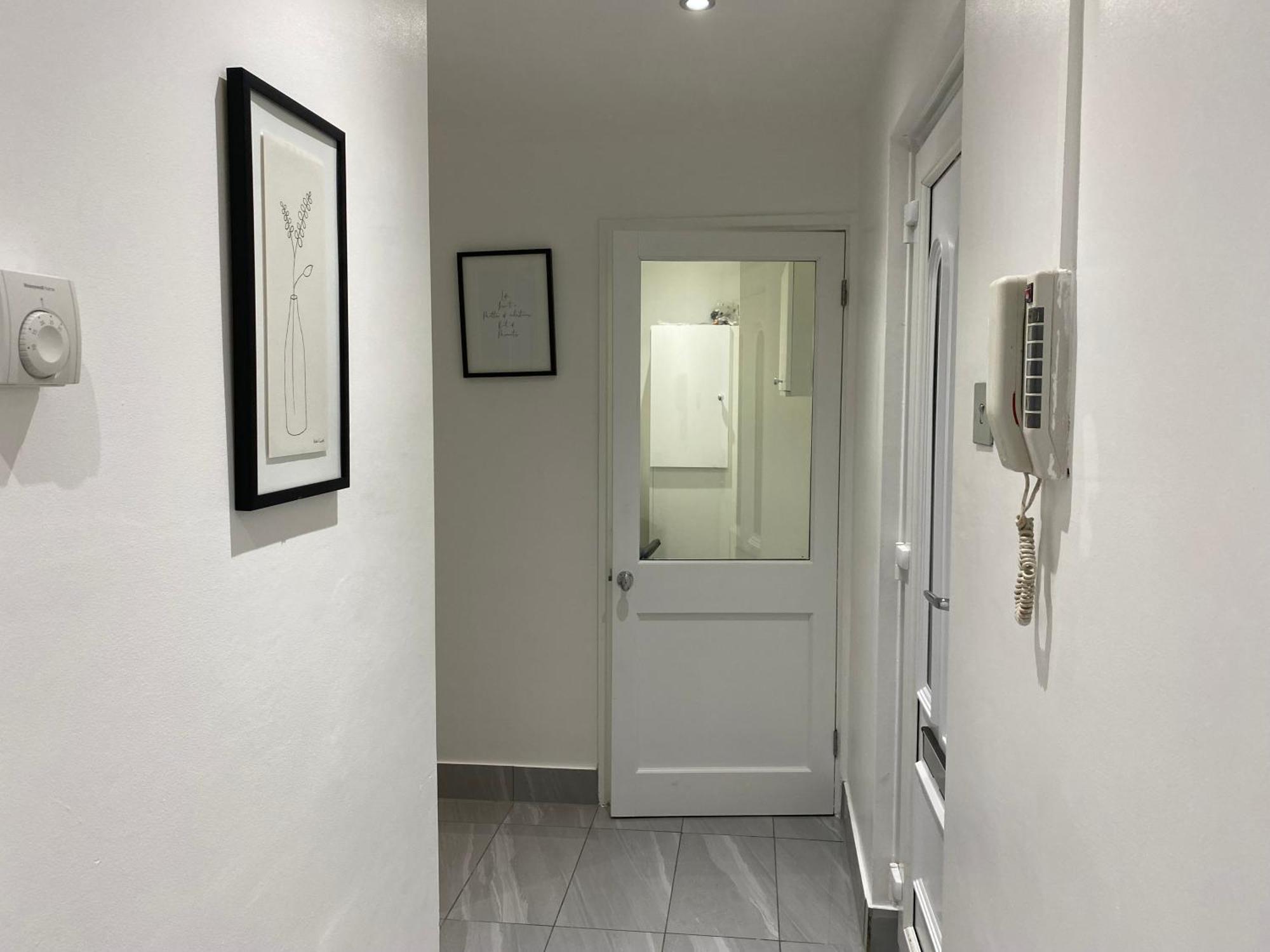 Luxurious 2-Bed Apartment In Woolwich لندن المظهر الخارجي الصورة