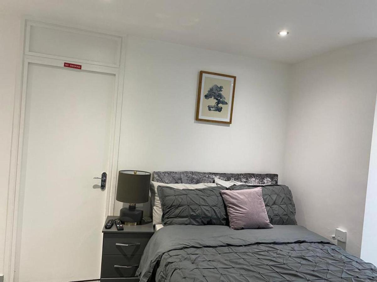 Luxurious 2-Bed Apartment In Woolwich لندن المظهر الخارجي الصورة