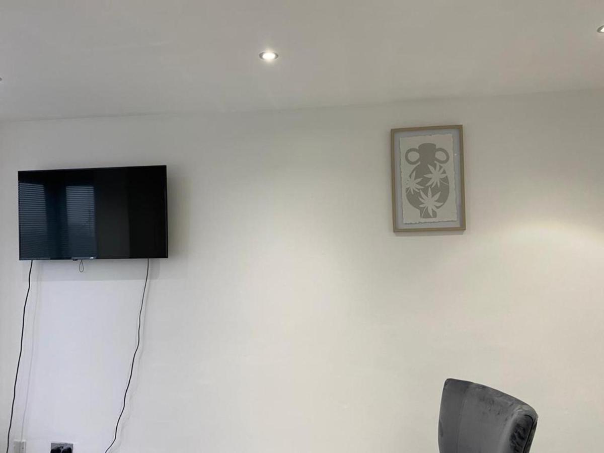 Luxurious 2-Bed Apartment In Woolwich لندن المظهر الخارجي الصورة